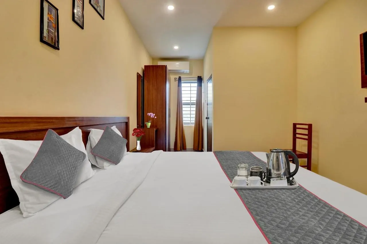 Oyo Townhouse 1070 Ramis Plaza Hotel Taliparamba