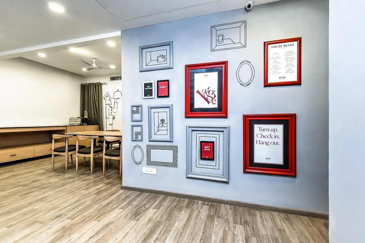 מלון Tullipurmbu Oyo Townhouse 1070 Ramis Plaza