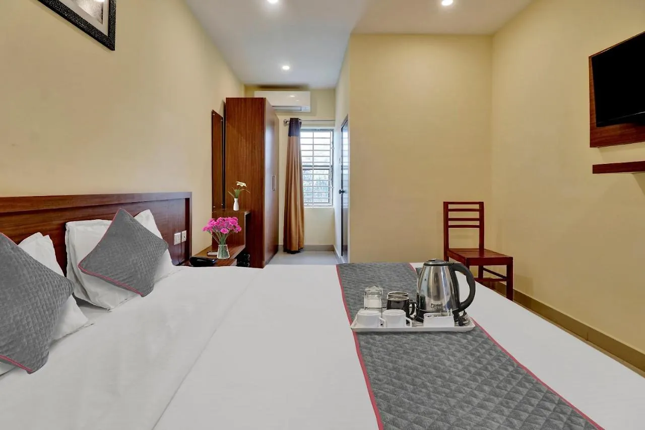 Oyo Townhouse 1070 Ramis Plaza Hotel Taliparamba